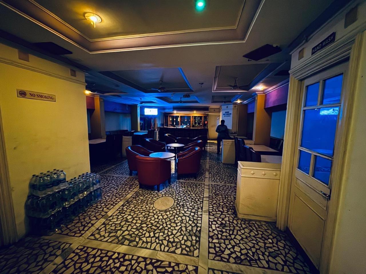 Hotel Priya Towers Nāmakkal Kültér fotó