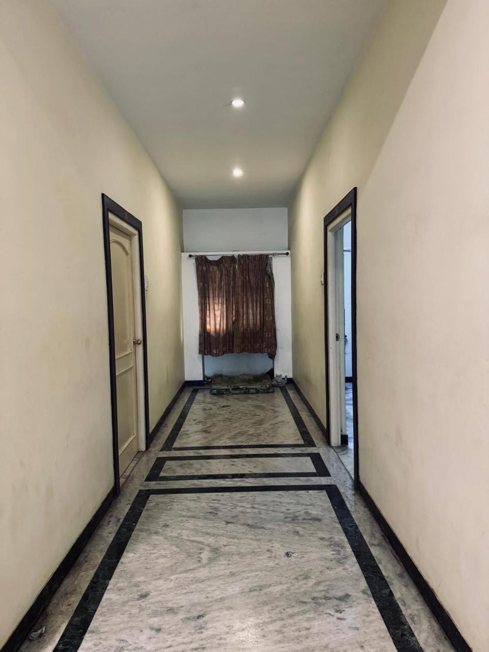 Hotel Priya Towers Nāmakkal Kültér fotó
